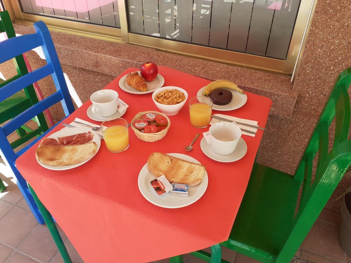 Hotel Clibomar Jamaica Gandia Zewnętrze zdjęcie